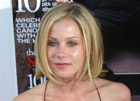 Christina Applegate One Length Bob With The Ends Styled