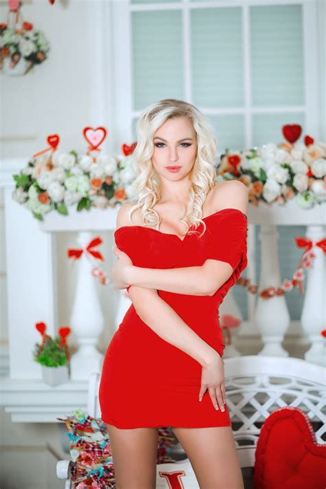 Single Mom Katya Personal Date Guide Ukraine