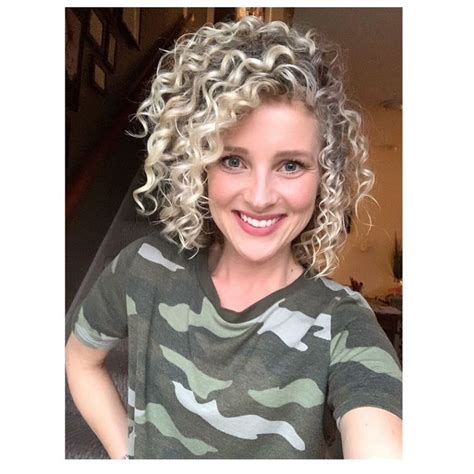 Short Curly Blond Haircut In 2020 Blonde Tips Blonde Wavy Hair