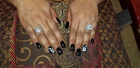 deluxe nails spa    reviews nail salons