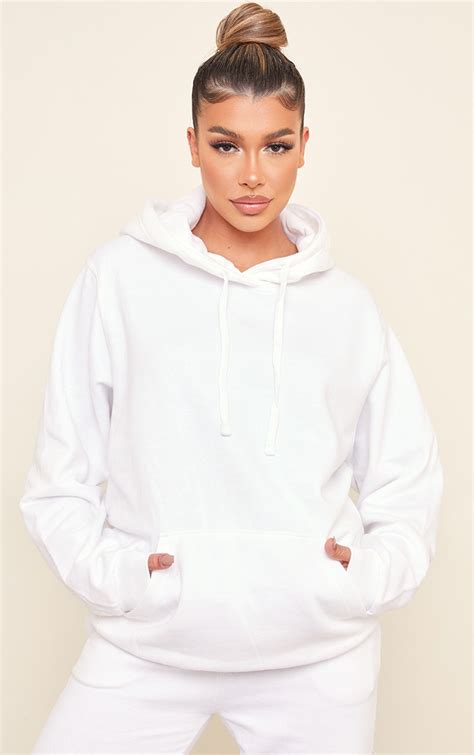 hoodie oversized ultime blanc tops prettylittlething fr