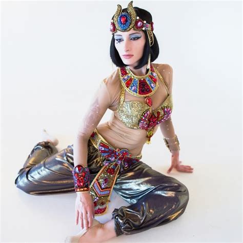 Роскошный костюм в египетском стиле egyptian costume egyptian women