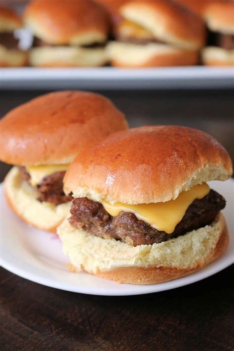delicious  easy cheeseburger sliders kindly unspoken