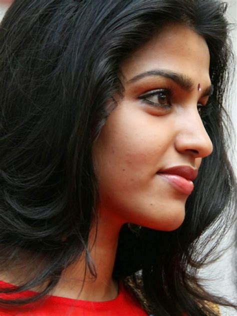 facebook tamil girls actress dhansika facebook profiles actresses