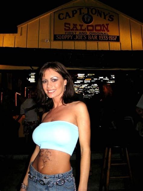 Crissy Moran Public Flashing In Key West Porn Pictures