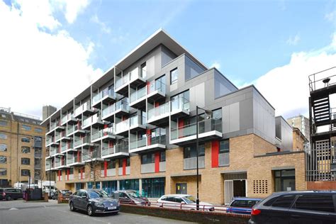 book  hotel room  borough market apartments  hostellumcom   prices guaranteed