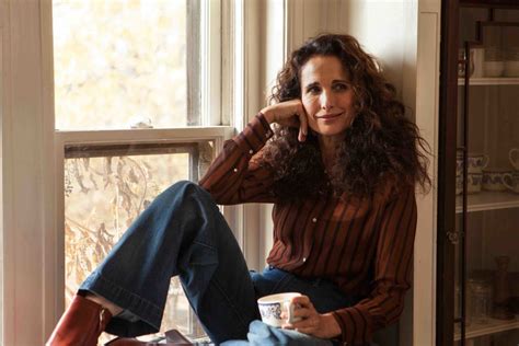 Andie Macdowell Climbed The Hollywood Ladder Then She Decided She D
