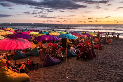 Photos Enjoy A Party In Balis Kuta Beach Outlook Traveller