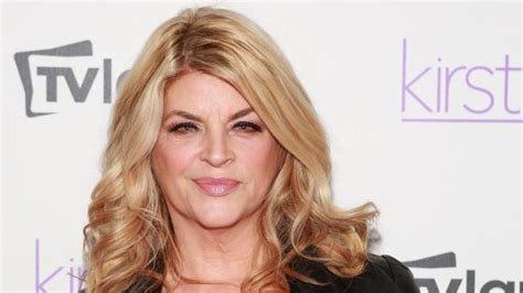 kirstie alley wallpapers images photos pictures backgrounds