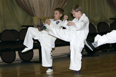 warming  november  taekwondo white belt test schoo flickr