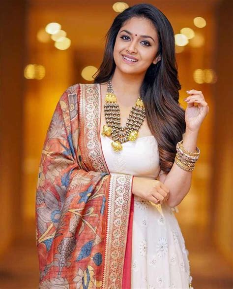 keerthy suresh biography age height body bio data and untold stories