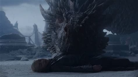 The Got Writers Revealed That Drogon Burnt The Iron Throne By Accident