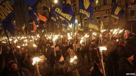 ukraine s far right svoboda party hold torch lit kiev march bbc news