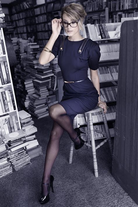 27 Sexy Librarians That Will Make You Reconsider