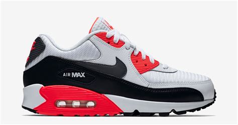 heres plan    missed   infrared nike air max  sole