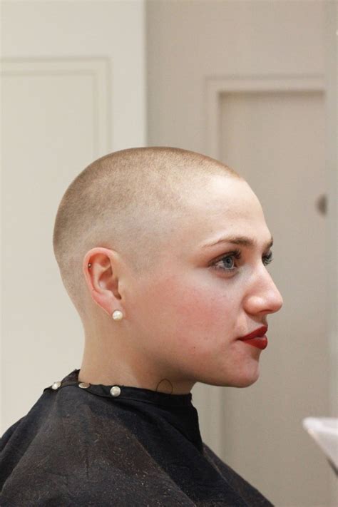 women with shaved head best naked ladies