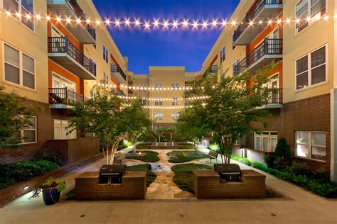 atlanta hotels courtyard apartments interior design programs