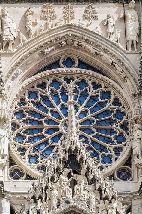 awe chitecture  ornamentation  gothic cathedrals