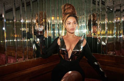 See Beyoncé In Her Stunning ‘renaissance’ Era Photos Hollywooddo