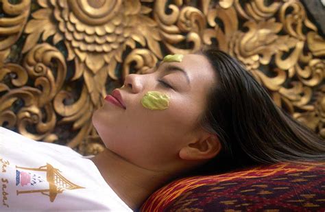 enjoy  thai spa  royal style  chiang mai ban sabai resorts