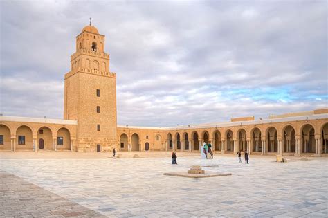 bilder grosse moschee von kairouan tunesien franks travelbox