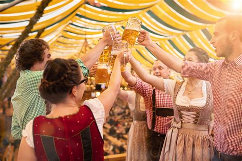 feste  stuttgart wasen weindorf weihnachtsmarkt