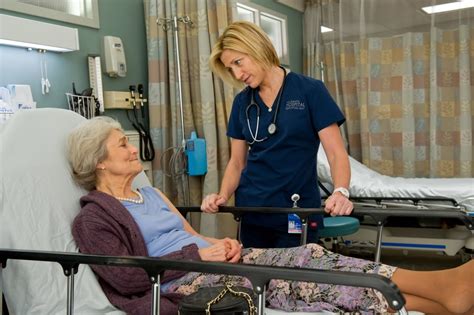 nurse jackie tv shows on netflix with strong female leads popsugar entertainment photo 6