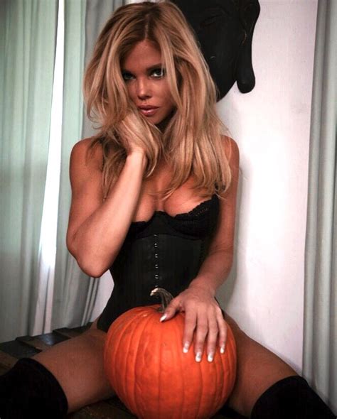 Donna D Errico Nude For Blue Moon And Halloween 6 Photos The Fappening