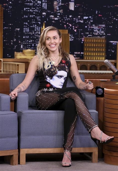 Miley Cyrus S Feet