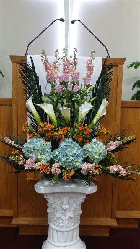pin on jung s church flower arrangements