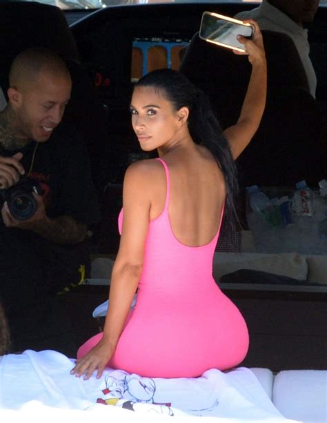 Kim Kardashian In Tights At A Yacht In Miami 08 16 2018 Hawtcelebs