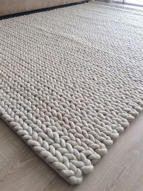 afbeeldingsresultaat voor gevlochten kleed carpet decor diy carpet beige carpet modern carpet