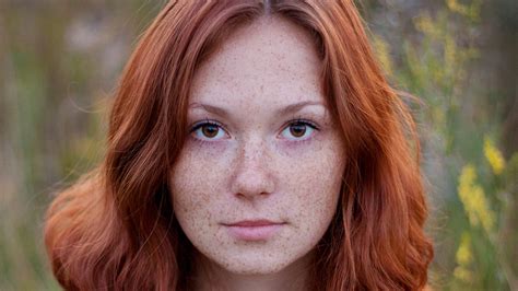 Cute Teen Redhead With Freckles Adulte Archive