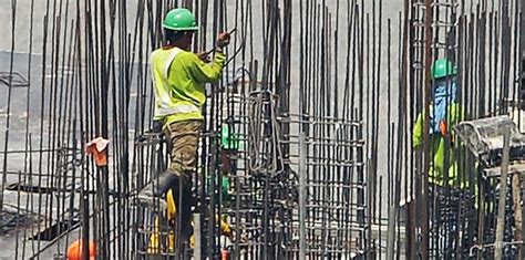 construction worker shortage ‘about 2 5m dti
