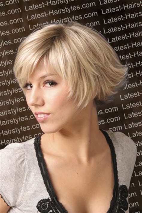 short layered bob hairstyle short layered hairstyle with flicked ends free download cute