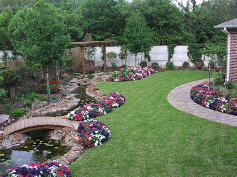enhance  home garden  landscaping design ideas landscape design