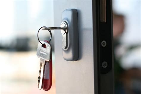 locksmith brooklyn offers magnetic locks   perfect