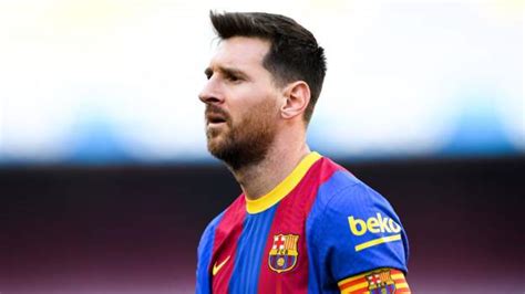 Lionel Messi Contract Barcelona Star Becomes A Free Agent Bbc Sport