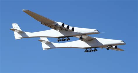 stratolaunch worlds largest aircraft  wingspan  historic
