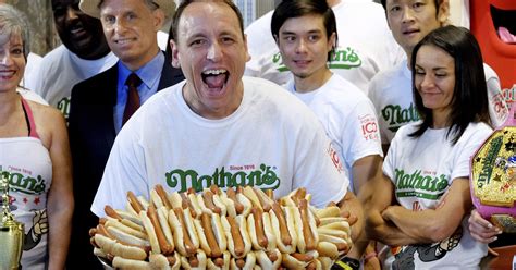 nathans famous hot dog eating contest    iowa state fair