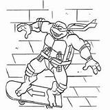 Ninja Turtles Coloring Pages Skateboard Tmnt Teenage Mutant Turtle Printable Print Color Colouring Fighting Online Top Sheets Michelangelo Leonardo Momjunction sketch template