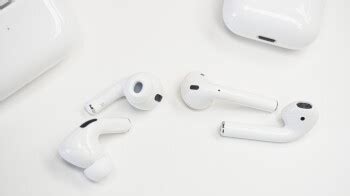 airpods apple galaxy buds samsung