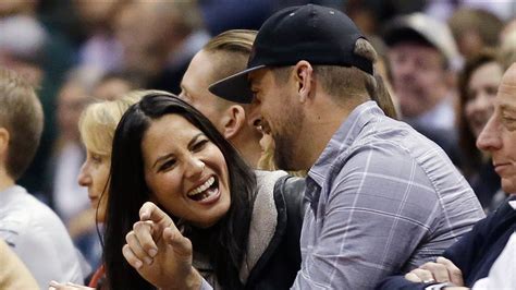 olivia munn dishes on aaron rodgers game day hanky panky abc7 san