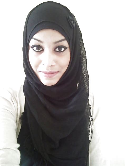 sexy hijab girl fake 10 pics