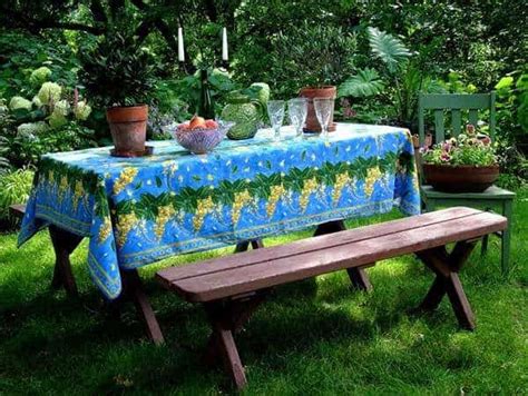 how to dress up and old picnic table