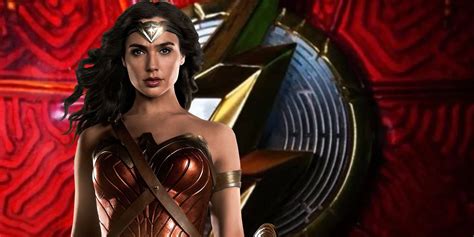 Flash Movie Set Photos Reveal Gal Gadots Wonder Woman Easter Egg Hot