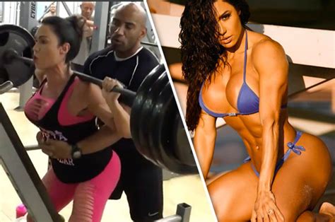instagram powerlifter gracyanne barbosa accused of using fake weights