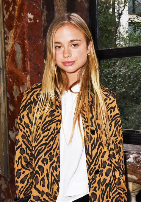 before bed lady amelia windsor takes her sleep seriously vogue