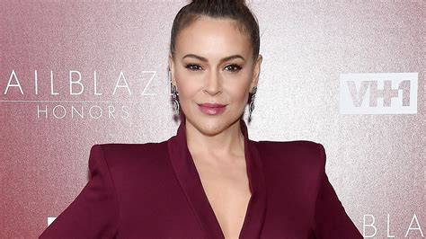 alyssa milano ‘i only meant a little sex strike world the sunday