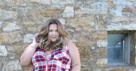 this woman was the most body positive blogger of the year